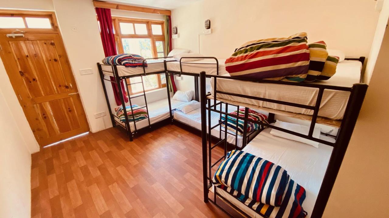 Madpackers Manali Hostel Ngoại thất bức ảnh