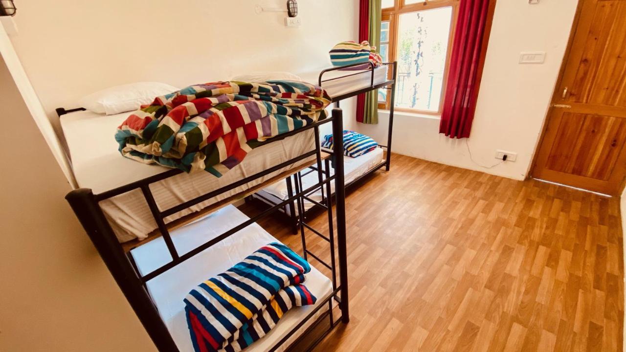 Madpackers Manali Hostel Ngoại thất bức ảnh