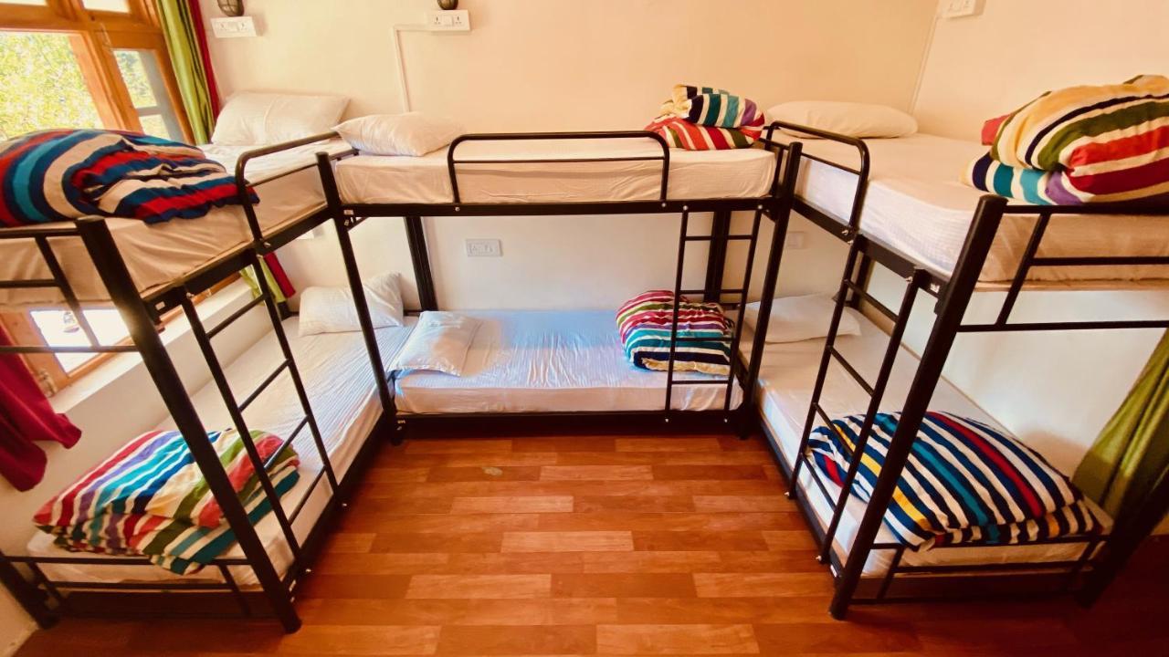 Madpackers Manali Hostel Ngoại thất bức ảnh
