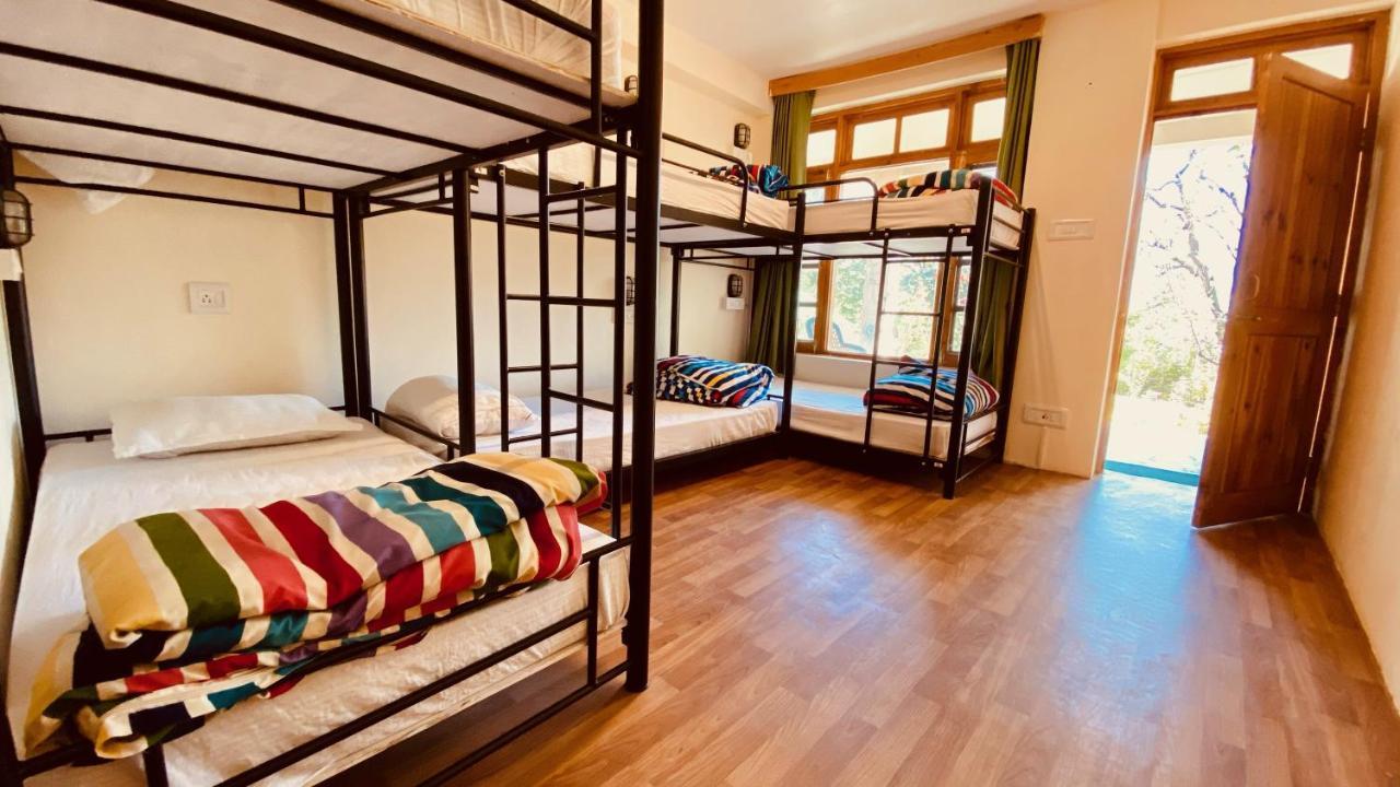 Madpackers Manali Hostel Ngoại thất bức ảnh