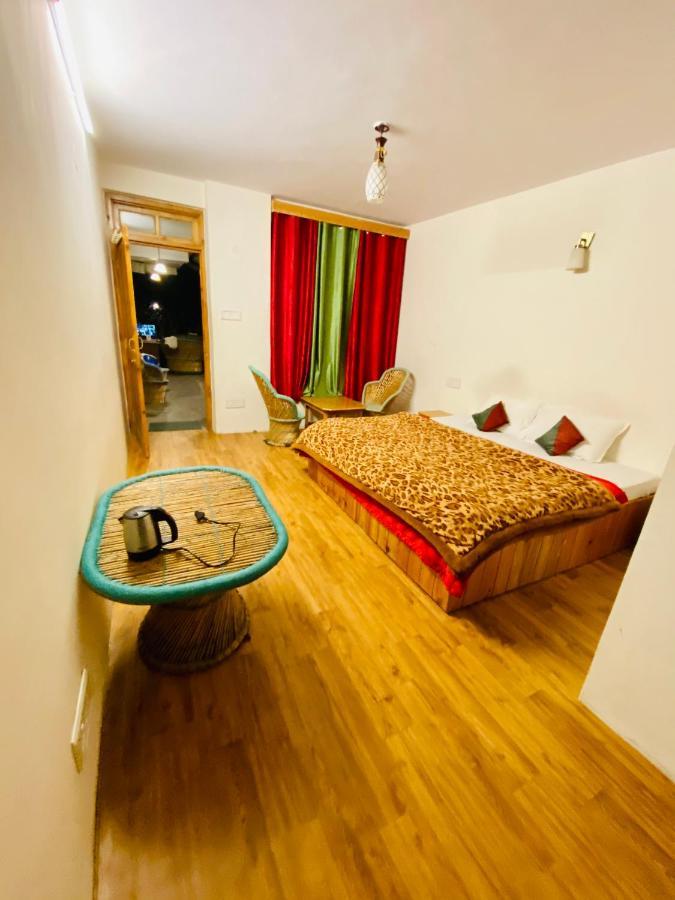 Madpackers Manali Hostel Ngoại thất bức ảnh