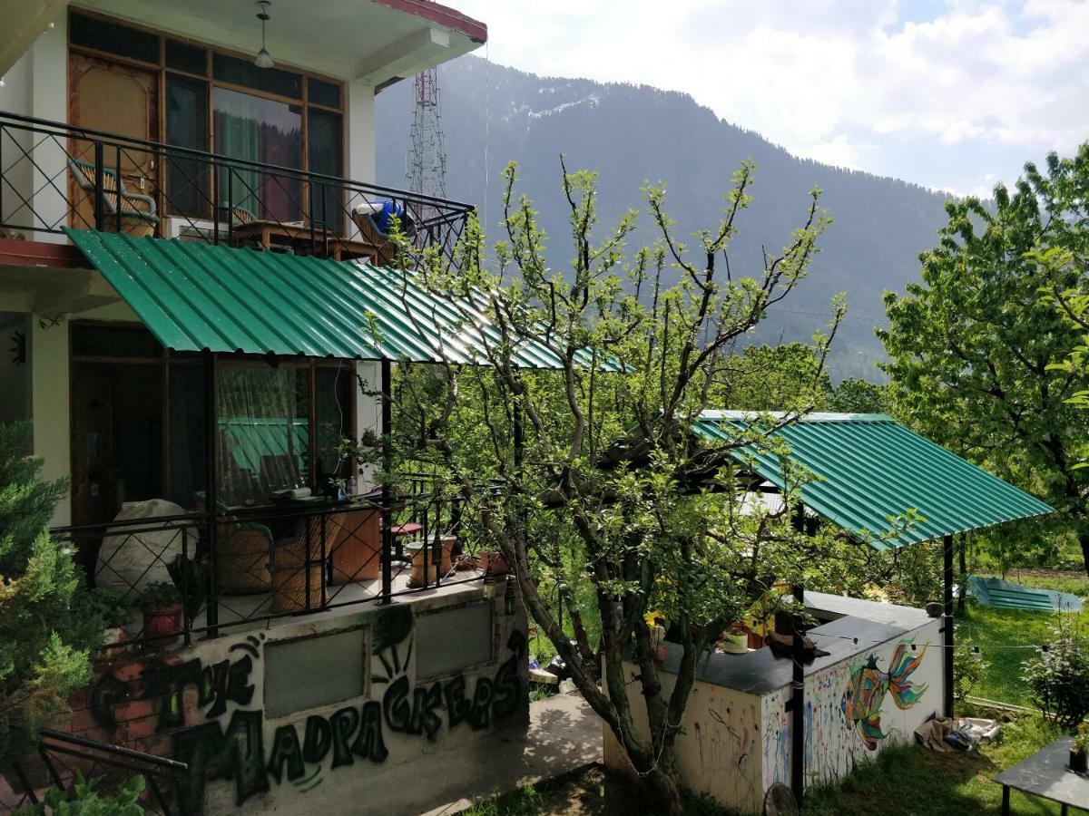 Madpackers Manali Hostel Ngoại thất bức ảnh
