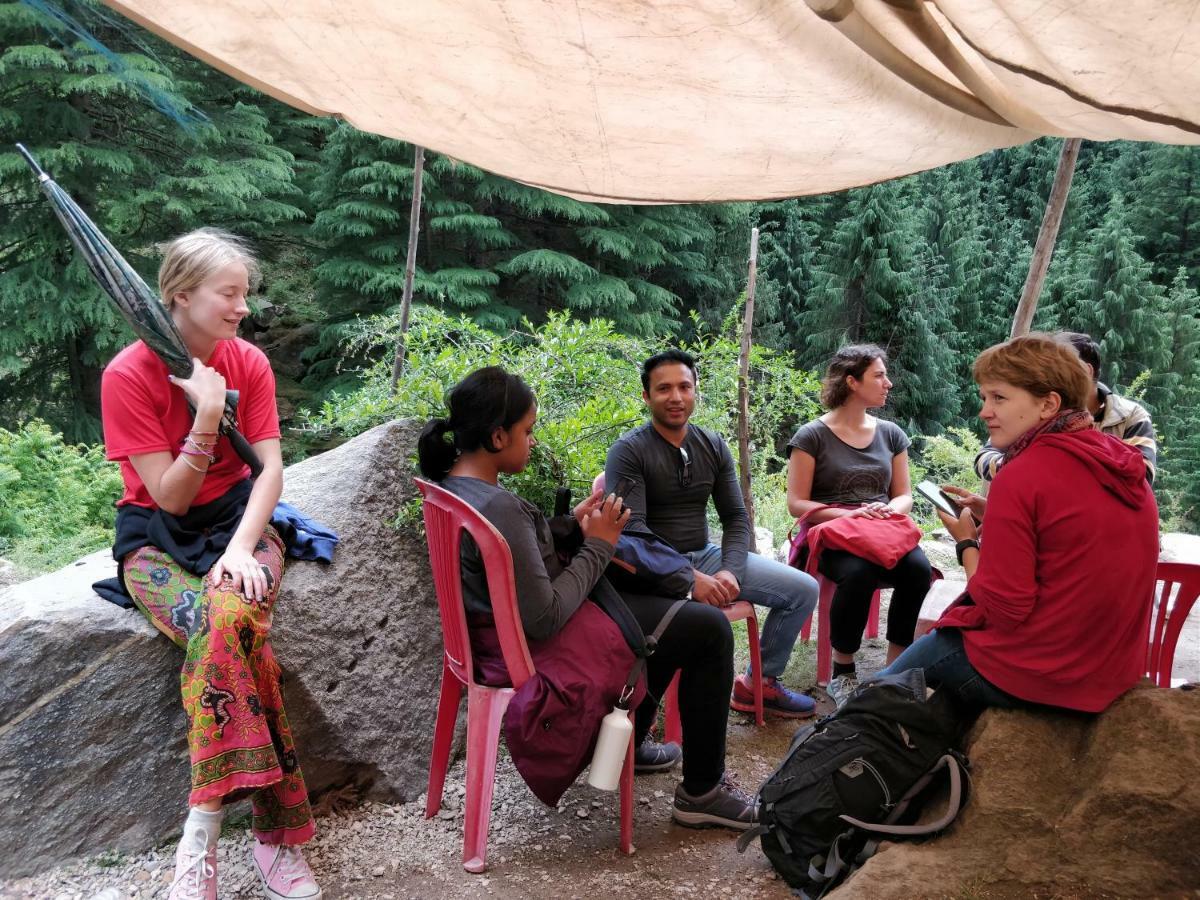 Madpackers Manali Hostel Ngoại thất bức ảnh